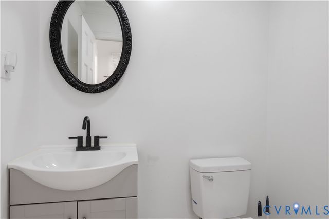 1948 Vesonder Rd, Petersburg, VA 23805