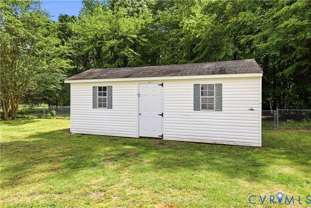 1948 Vesonder Rd, Petersburg, VA 23805
