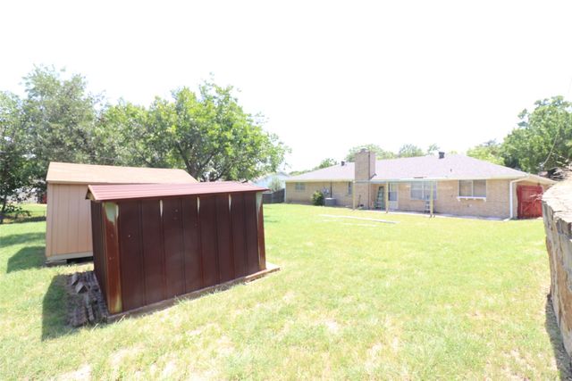 3420 Willowcrest Drive, North Richland Hills, TX 76117