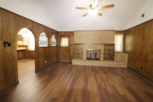 3420 Willowcrest Drive, North Richland Hills, TX 76117