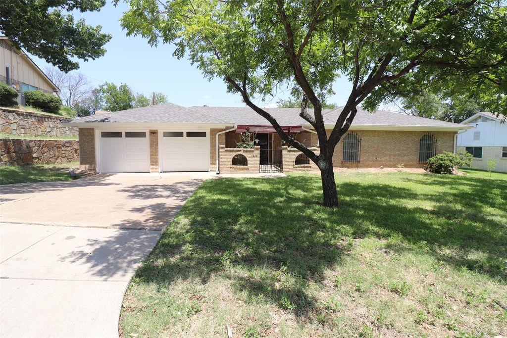 3420 Willowcrest Drive, North Richland Hills, TX 76117