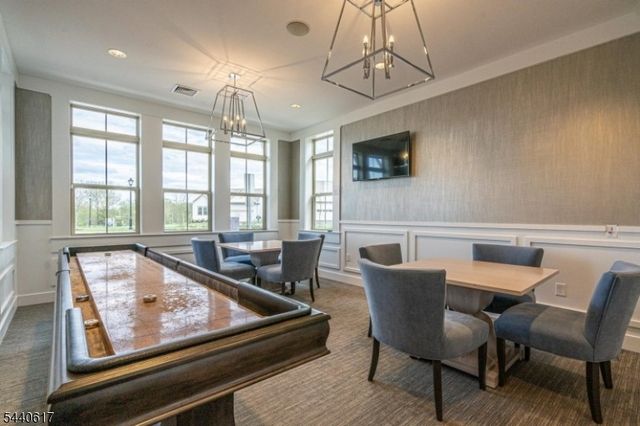 50 Sullivan Road, Raritan Twp., NJ 08822