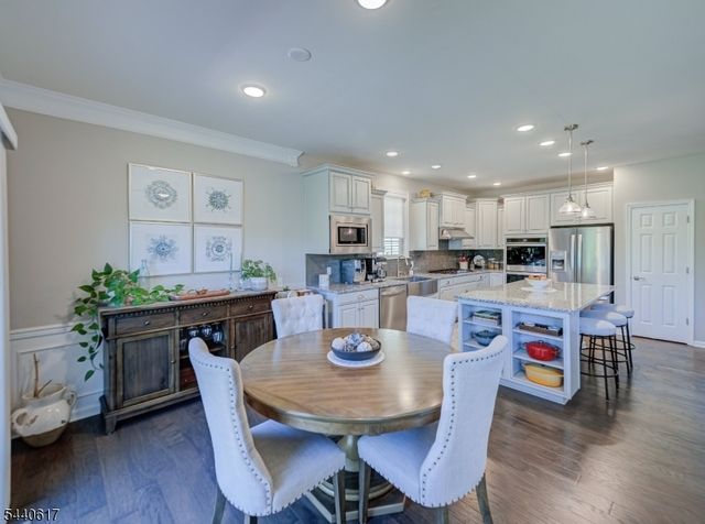 50 Sullivan Road, Raritan Twp., NJ 08822