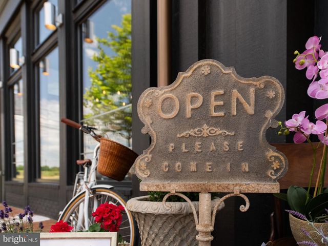 1123 JAMES ST, Mechanicsburg, PA 17055