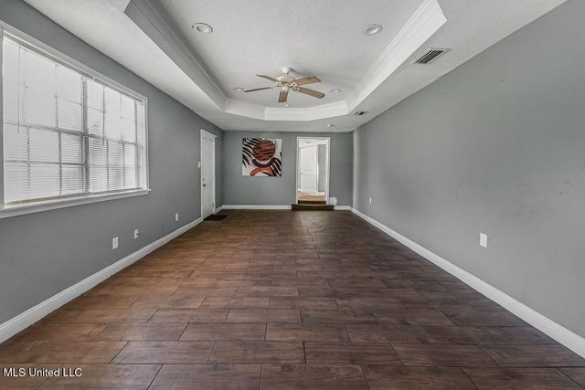 3827 Victor Street, Pascagoula, MS 39567