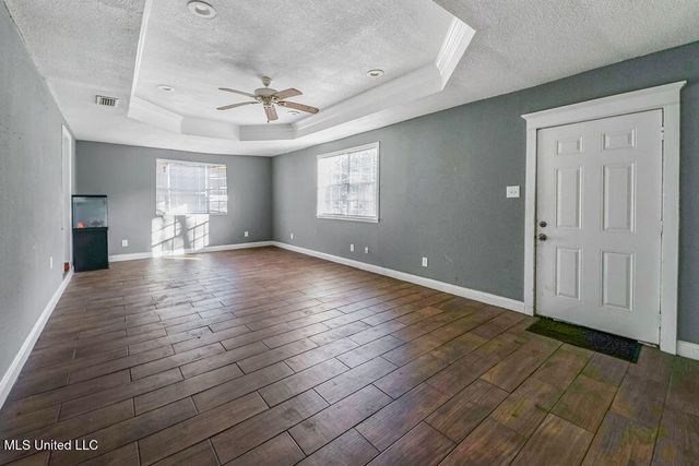 3827 Victor Street, Pascagoula, MS 39567