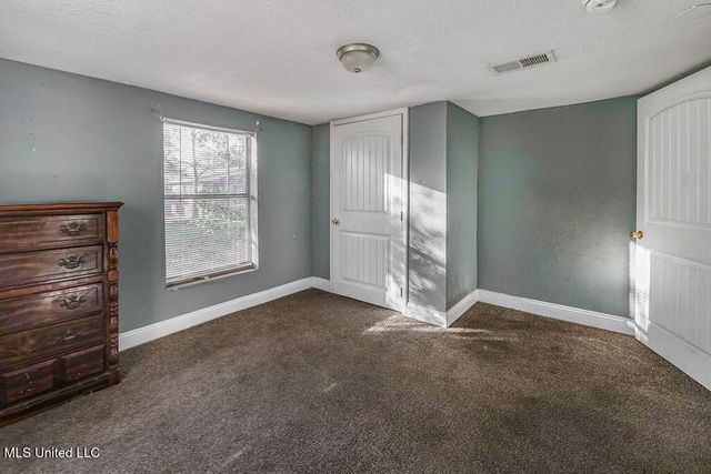 3827 Victor Street, Pascagoula, MS 39567