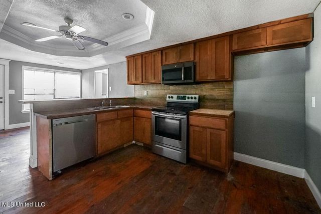 3827 Victor Street, Pascagoula, MS 39567