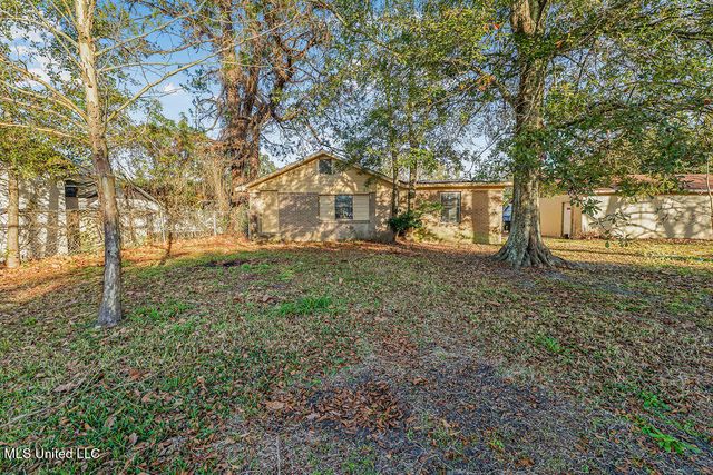 3827 Victor Street, Pascagoula, MS 39567