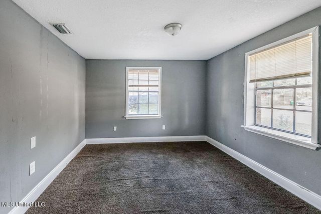 3827 Victor Street, Pascagoula, MS 39567