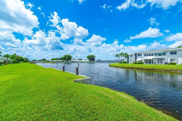 135 NW 14th Street, Boynton Beach, FL 33426