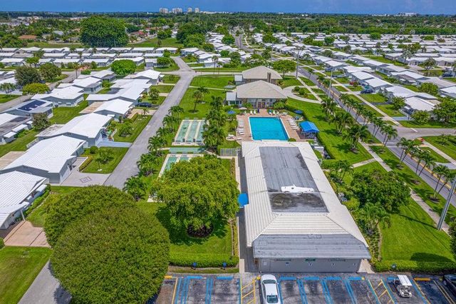 135 NW 14th Street, Boynton Beach, FL 33426