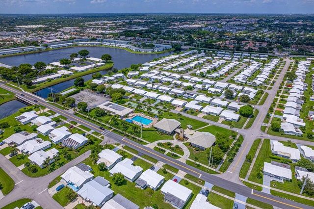 135 NW 14th Street, Boynton Beach, FL 33426