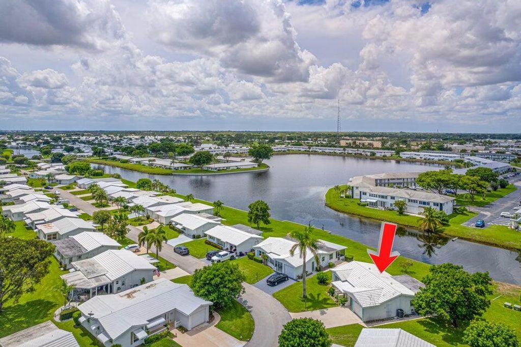 135 NW 14th Street, Boynton Beach, FL 33426