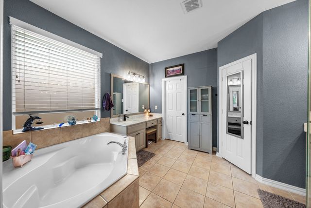 2185 Hillcroft Drive, Rockwall, TX 75087