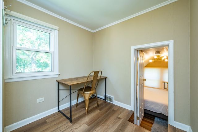 512 11th Street, West Des Moines, IA 50265