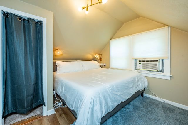 512 11th Street, West Des Moines, IA 50265