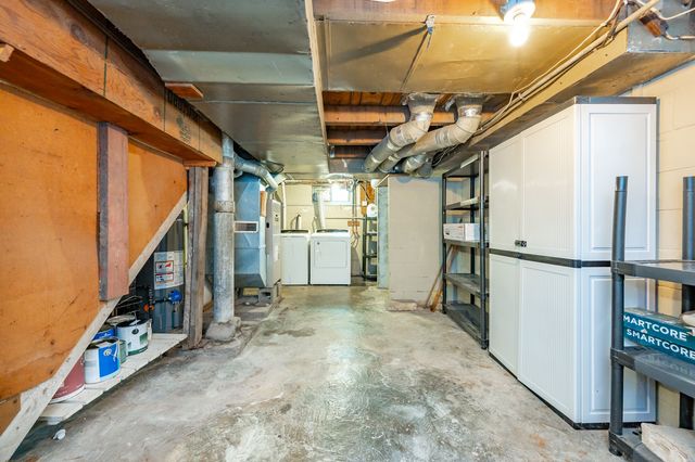 512 11th Street, West Des Moines, IA 50265