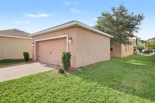 11118 LONGLEAF WOODS DRIVE, Orlando, FL 32832