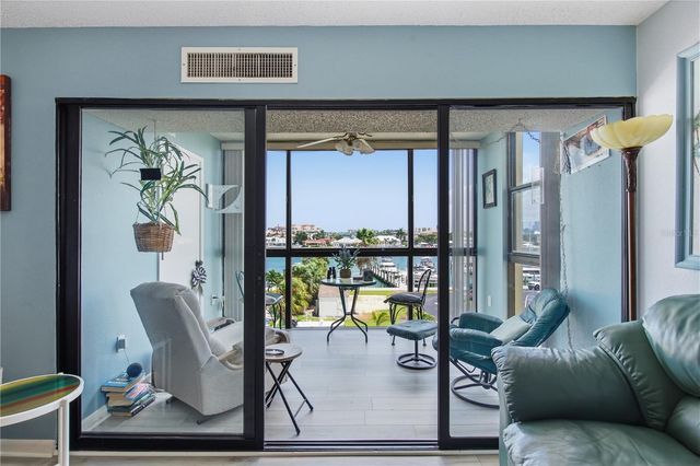 800 S GULFVIEW BOULEVARD 403, Clearwater Beach, FL 33767