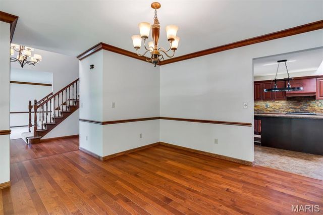2100 Seven Oaks Drive, St Charles, MO 63303