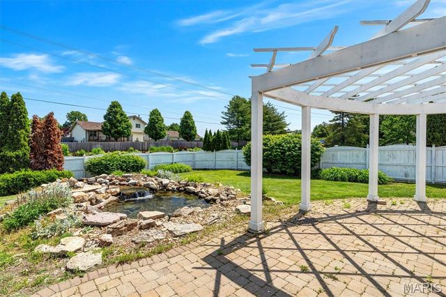 2100 Seven Oaks Drive, St Charles, MO 63303