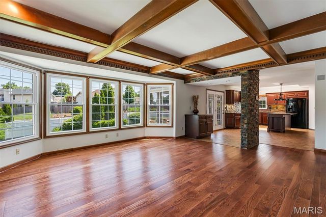 2100 Seven Oaks Drive, St Charles, MO 63303
