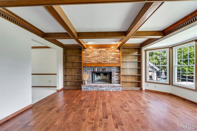 2100 Seven Oaks Drive, St Charles, MO 63303