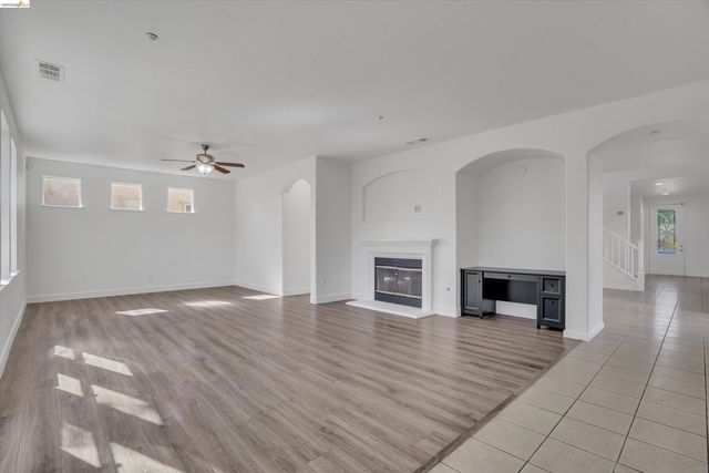 2340 St Augustine Dr, Brentwood, CA 94513