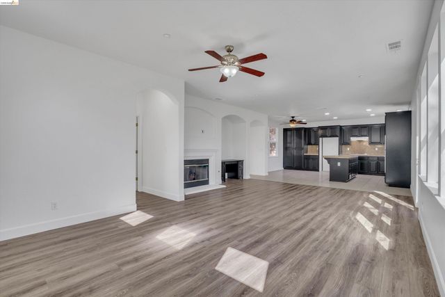 2340 St Augustine Dr, Brentwood, CA 94513