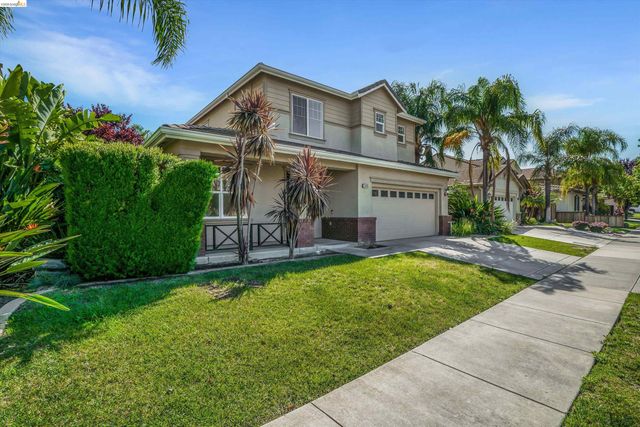 2340 St Augustine Dr, Brentwood, CA 94513