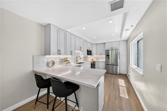 4600 Via Dolce 214, Marina Del Rey, CA 90292