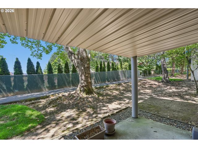 10141 Sw TRAPPER Ter, Beaverton, OR 97008
