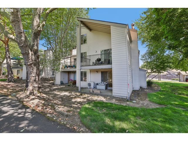 10141 Sw TRAPPER Ter, Beaverton, OR 97008
