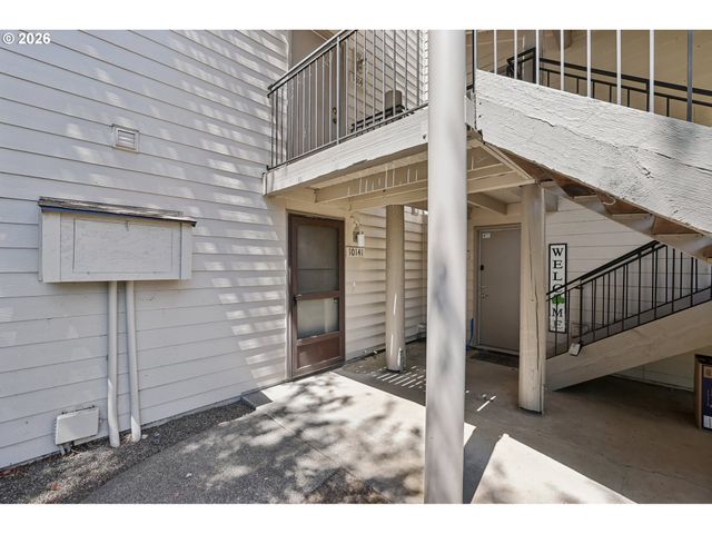 10141 Sw TRAPPER Ter, Beaverton, OR 97008