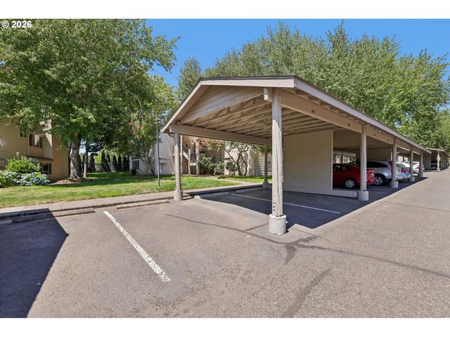 10141 Sw TRAPPER Ter, Beaverton, OR 97008