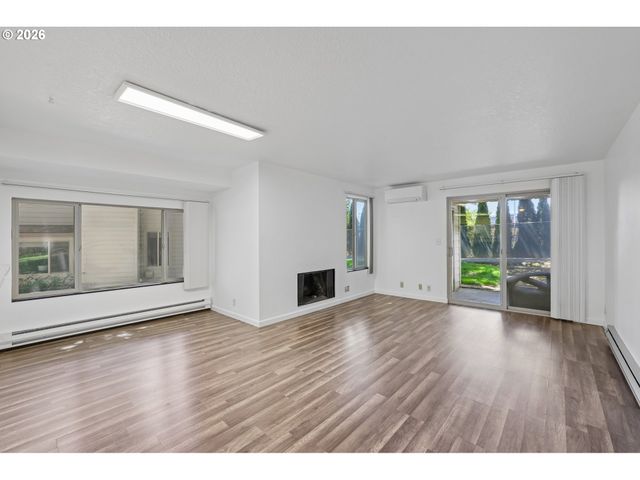 10141 Sw TRAPPER Ter, Beaverton, OR 97008