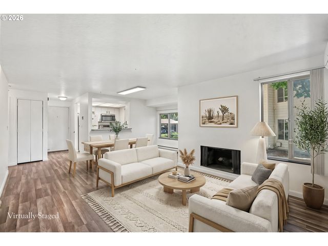 10141 Sw TRAPPER Ter, Beaverton, OR 97008