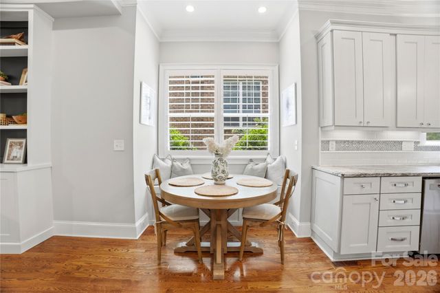 7303 Sheffingdell Drive, Charlotte, NC 28226