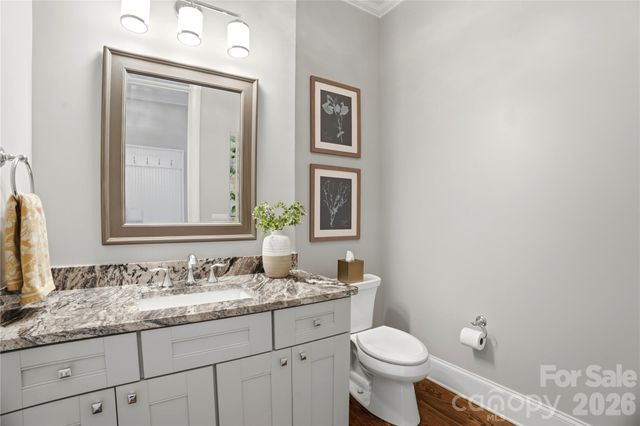 7303 Sheffingdell Drive, Charlotte, NC 28226