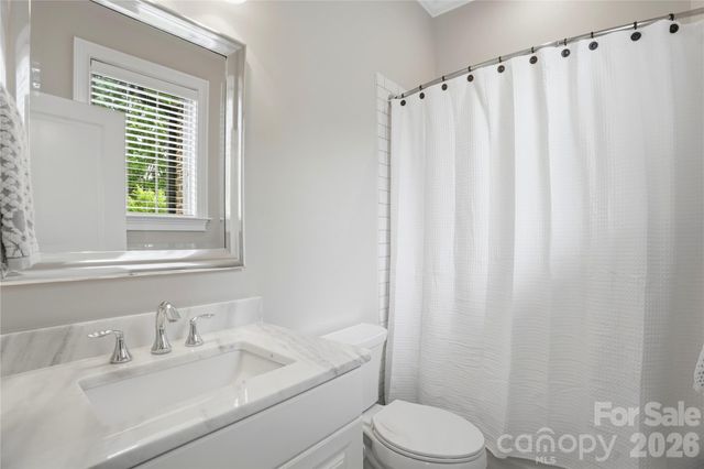 7303 Sheffingdell Drive, Charlotte, NC 28226