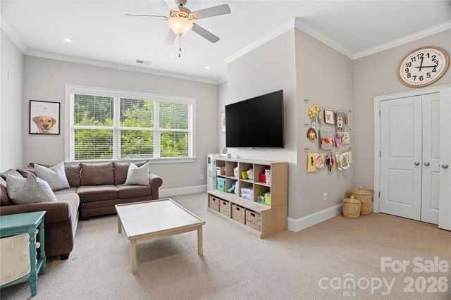 7303 Sheffingdell Drive, Charlotte, NC 28226