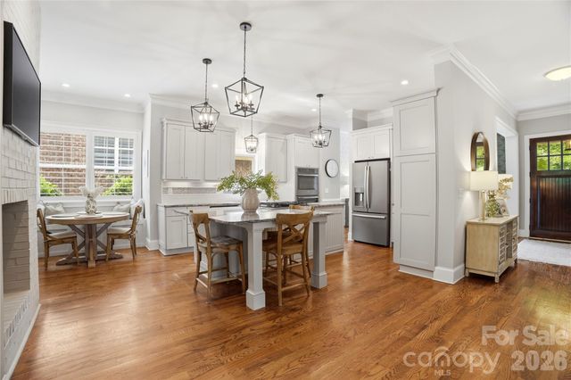 7303 Sheffingdell Drive, Charlotte, NC 28226