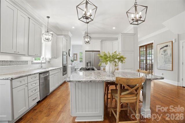 7303 Sheffingdell Drive, Charlotte, NC 28226