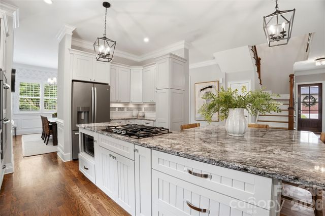 7303 Sheffingdell Drive, Charlotte, NC 28226