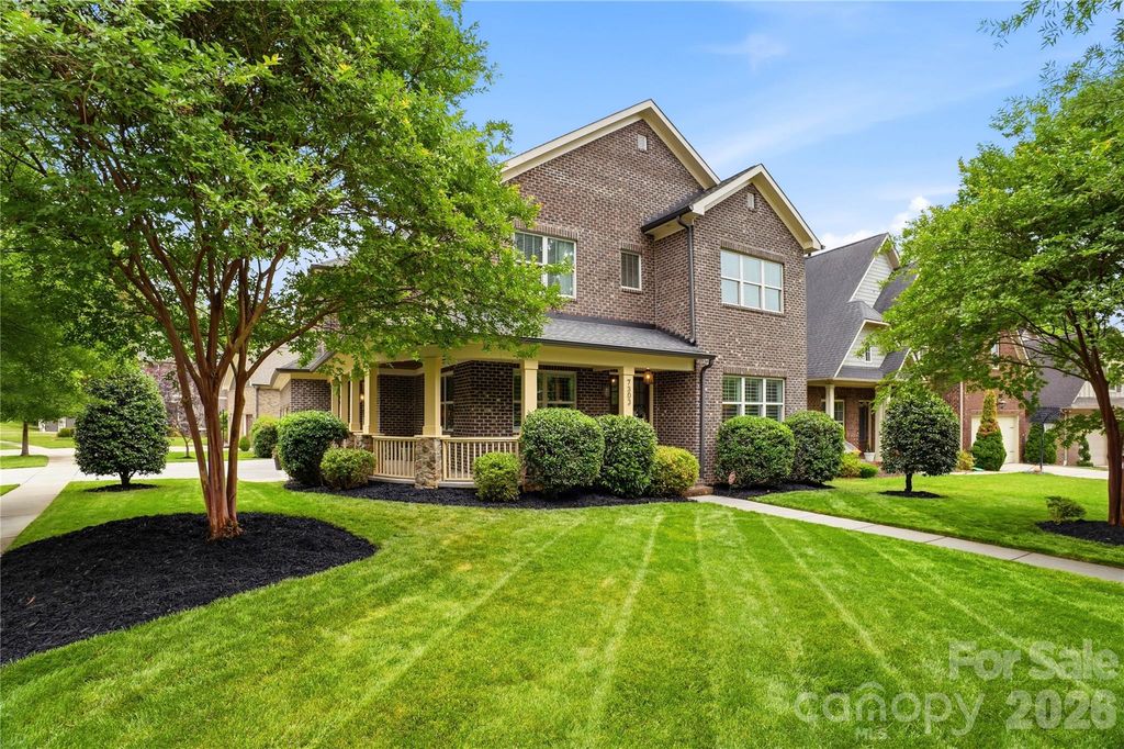 7303 Sheffingdell Drive, Charlotte, NC 28226