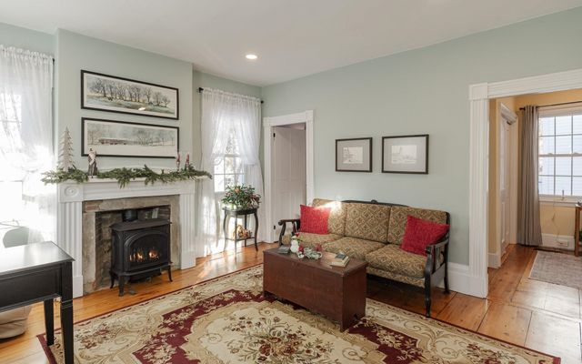 7 Rogers Street, Walpole, NH 03608