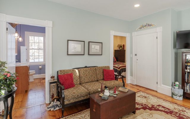 7 Rogers Street, Walpole, NH 03608