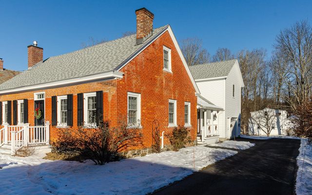 7 Rogers Street, Walpole, NH 03608