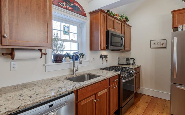 7 Rogers Street, Walpole, NH 03608